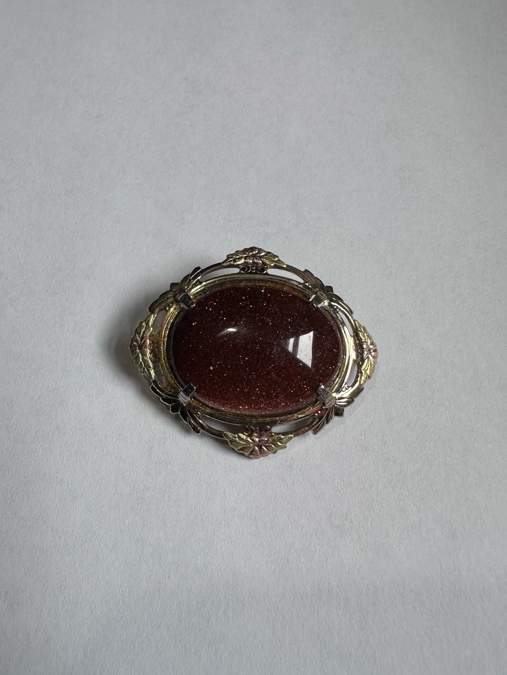Vintage 12k Gold Filled Goldstone Oval Brooch / Scatter Pin Filigree Frame